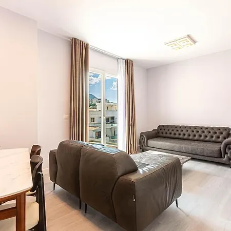 Ama's 2br Ap 6 Parking, Balcony & Kitchen Himare